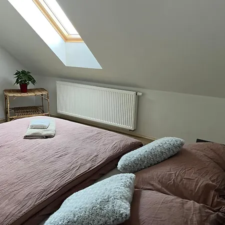 Bed & Breakfast Livanec Horni Bezdekov